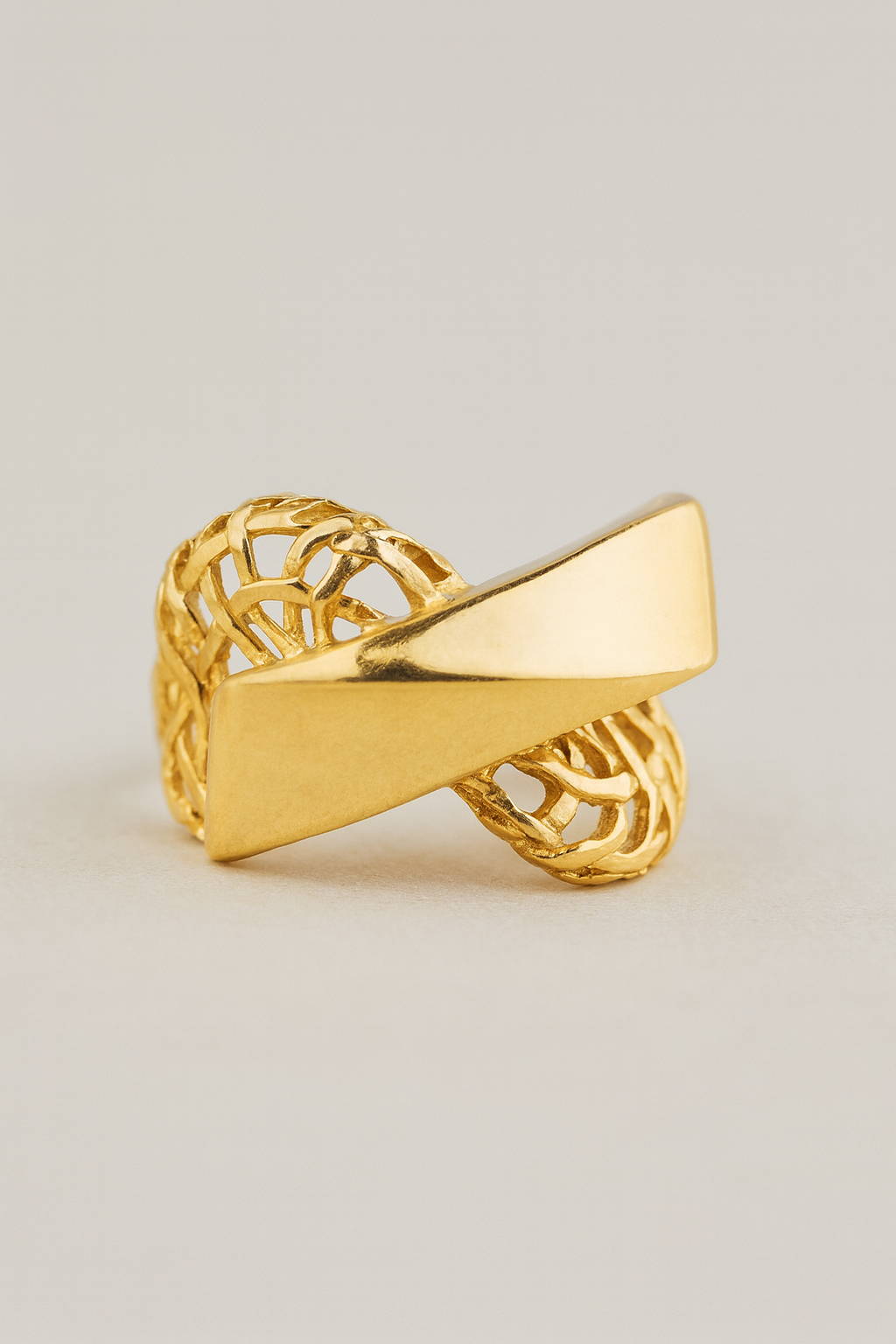 Anillo Escudo Contemporáneo