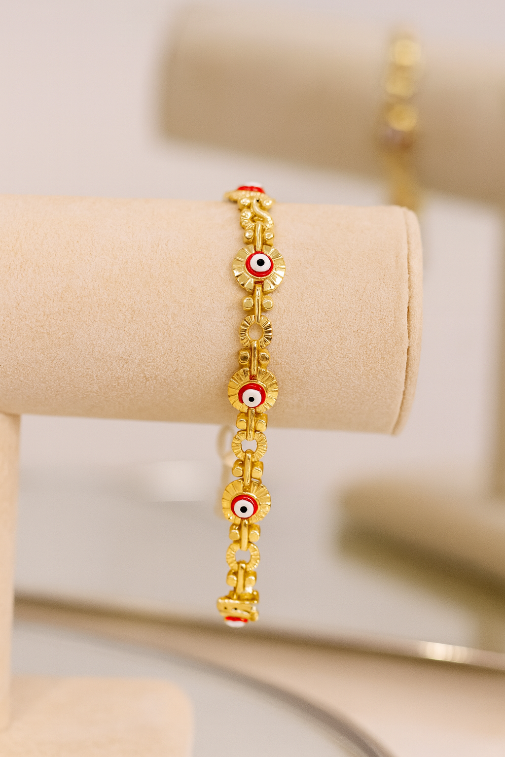 Manilla de Flores Rojas con Ojo Protector