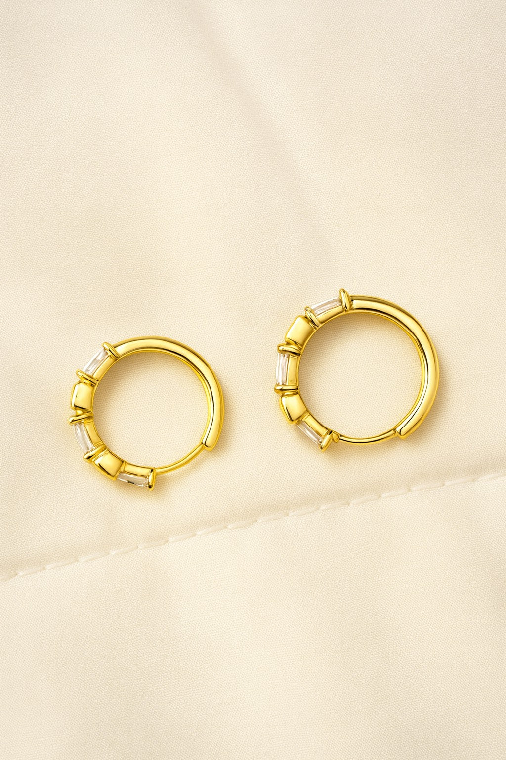 Aretes Aro Elegancia Real