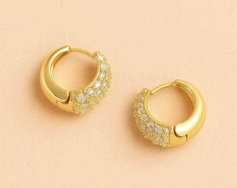 Aretes Aro Dorado con Circonias Brillantes