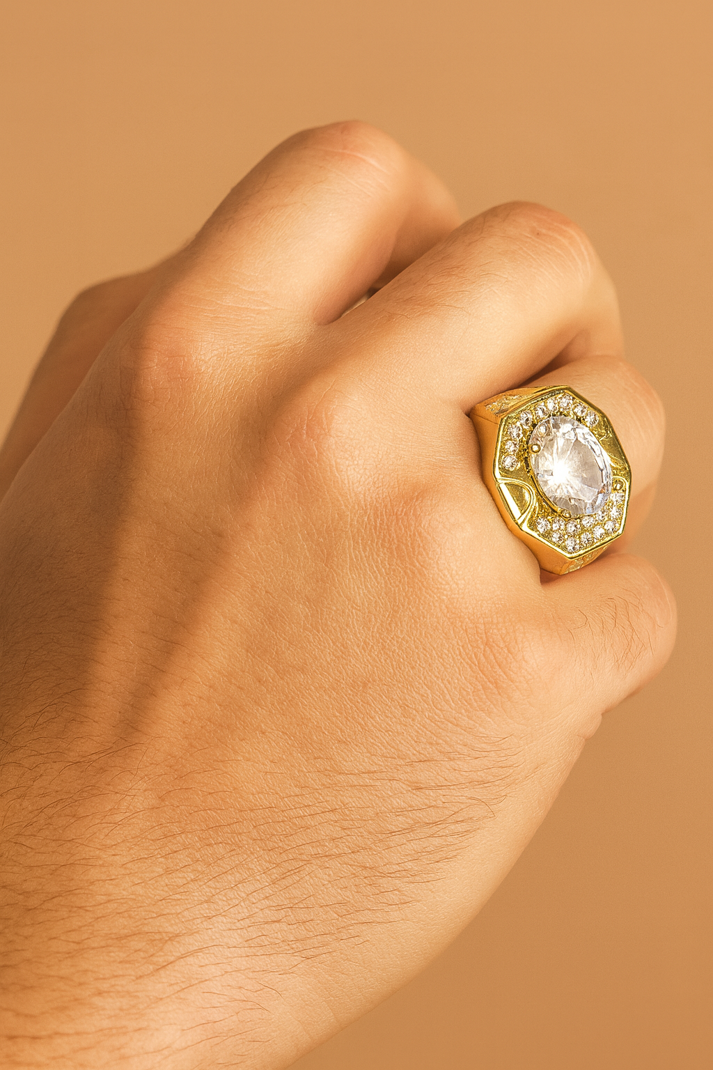 Anillo Hexagonal de Lujo