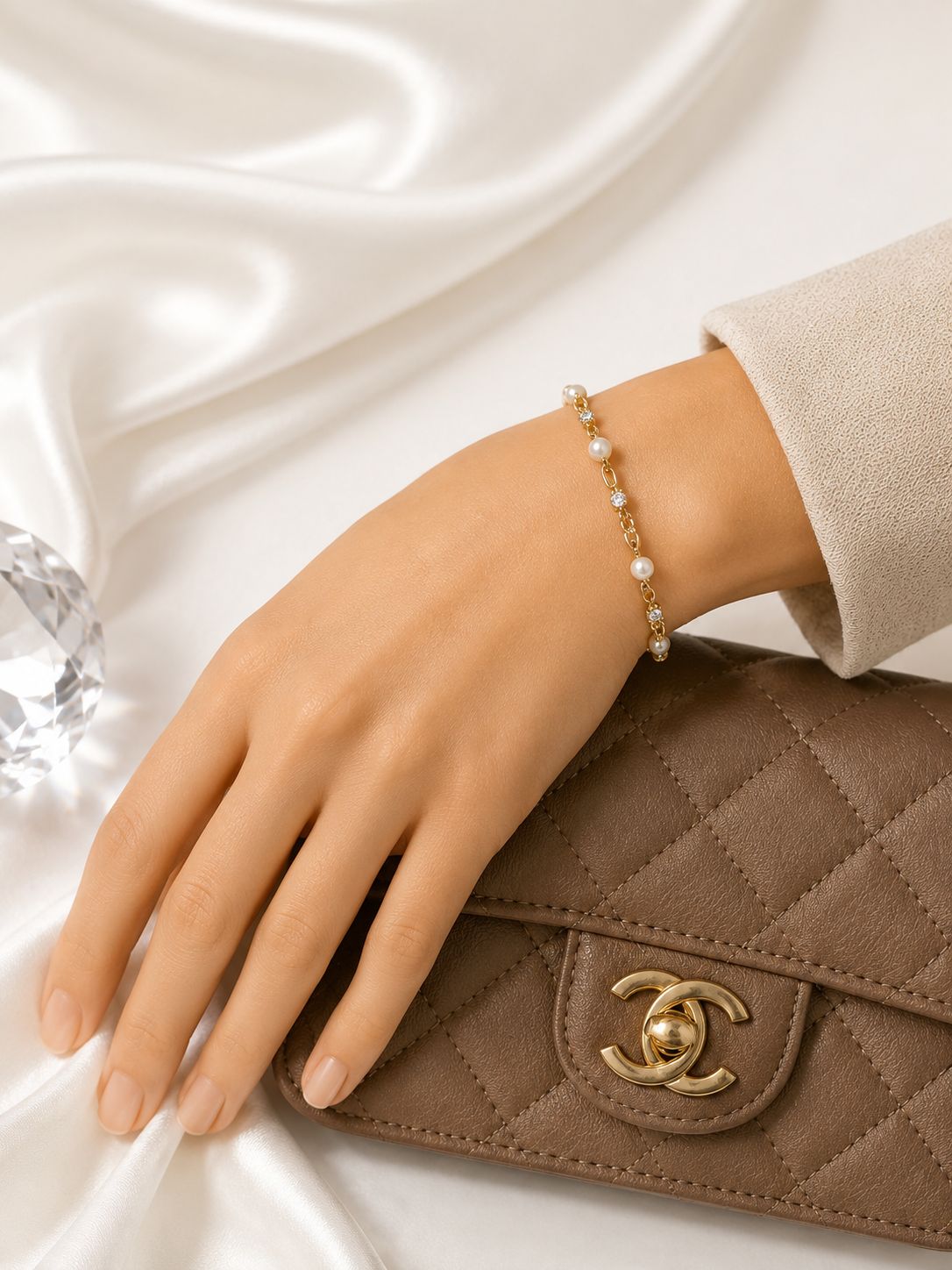 Pulsera con Perlas Blancas y Zirconia