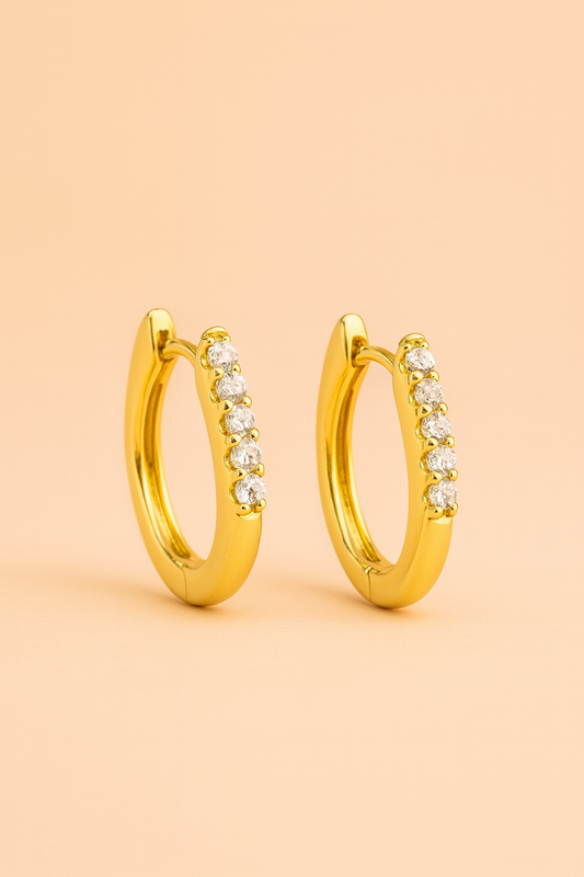 Aretes Semi-Aro de Elegancia Dorada