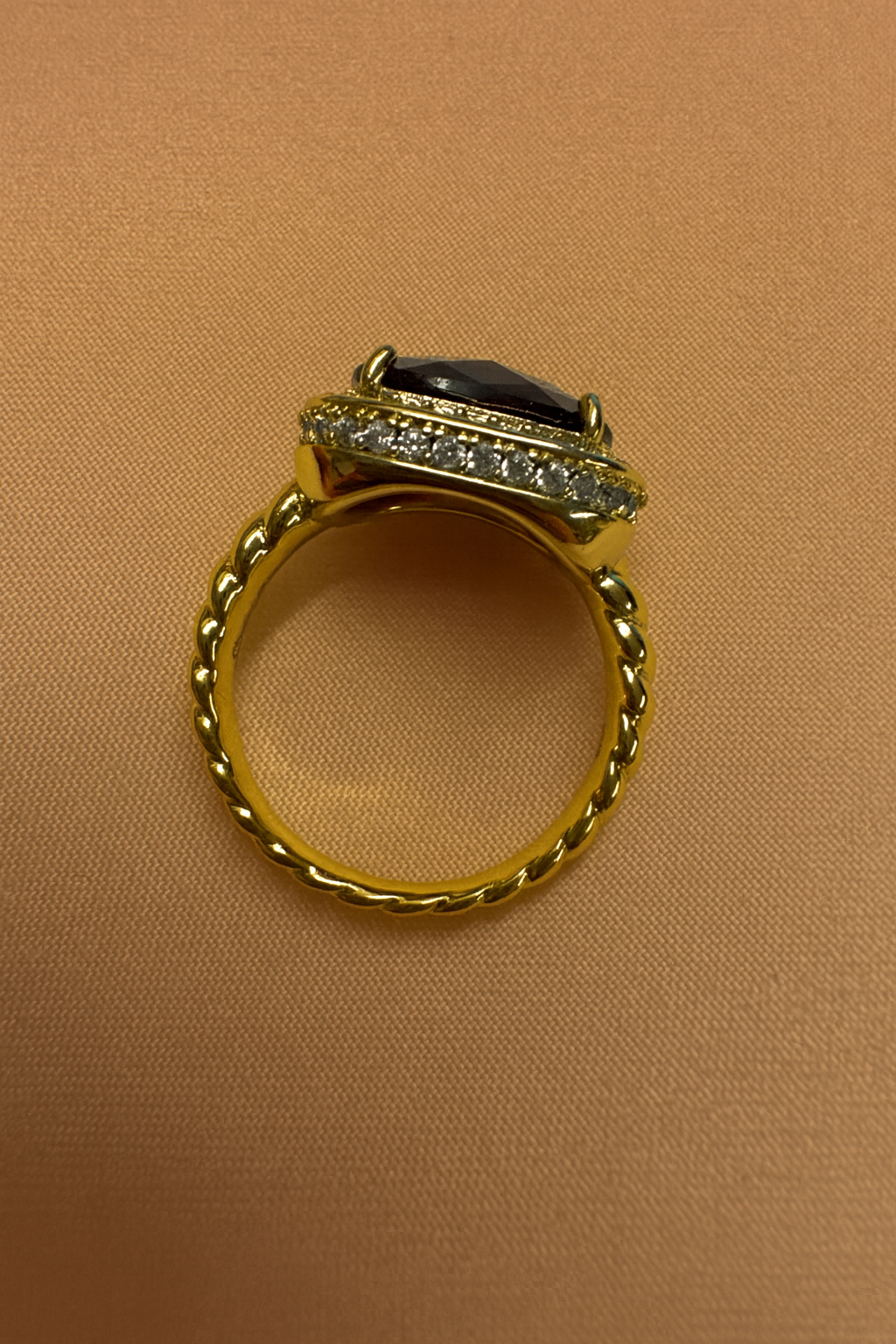 Anillo Elegancia Carmesí roja