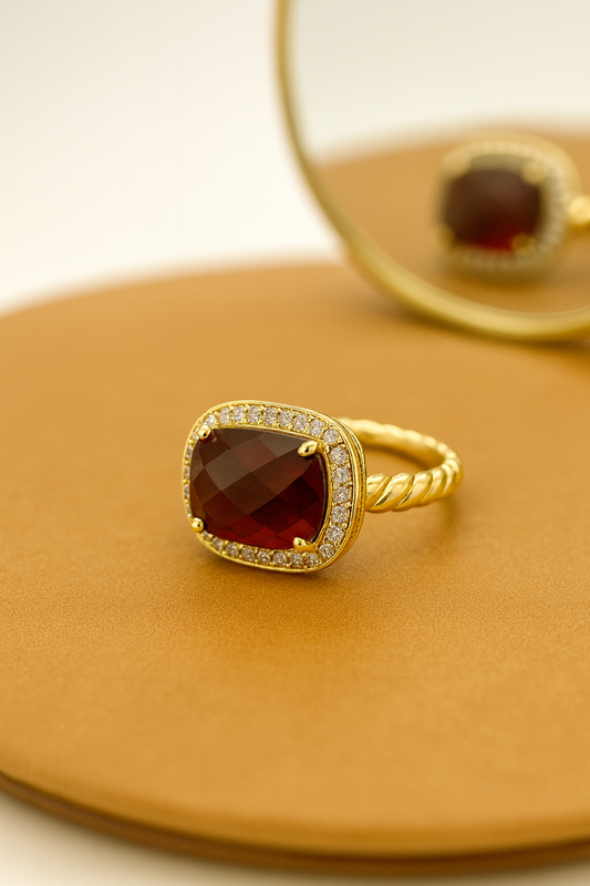Anillo Elegancia Carmesí roja