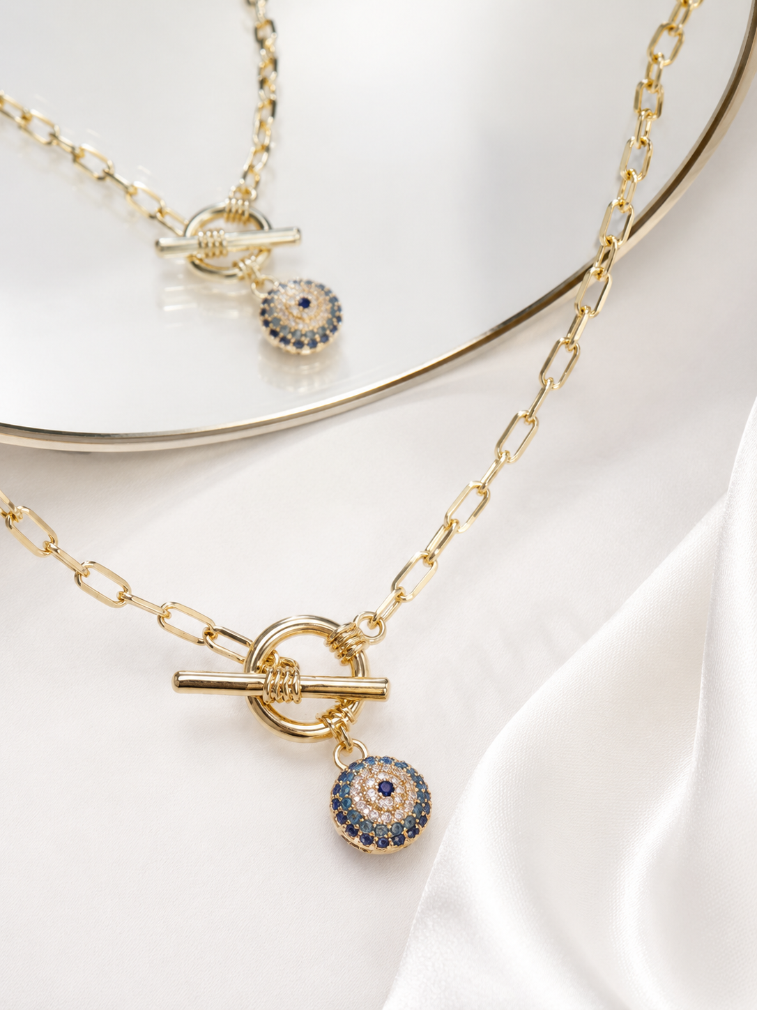 Cadena Elegance Eye