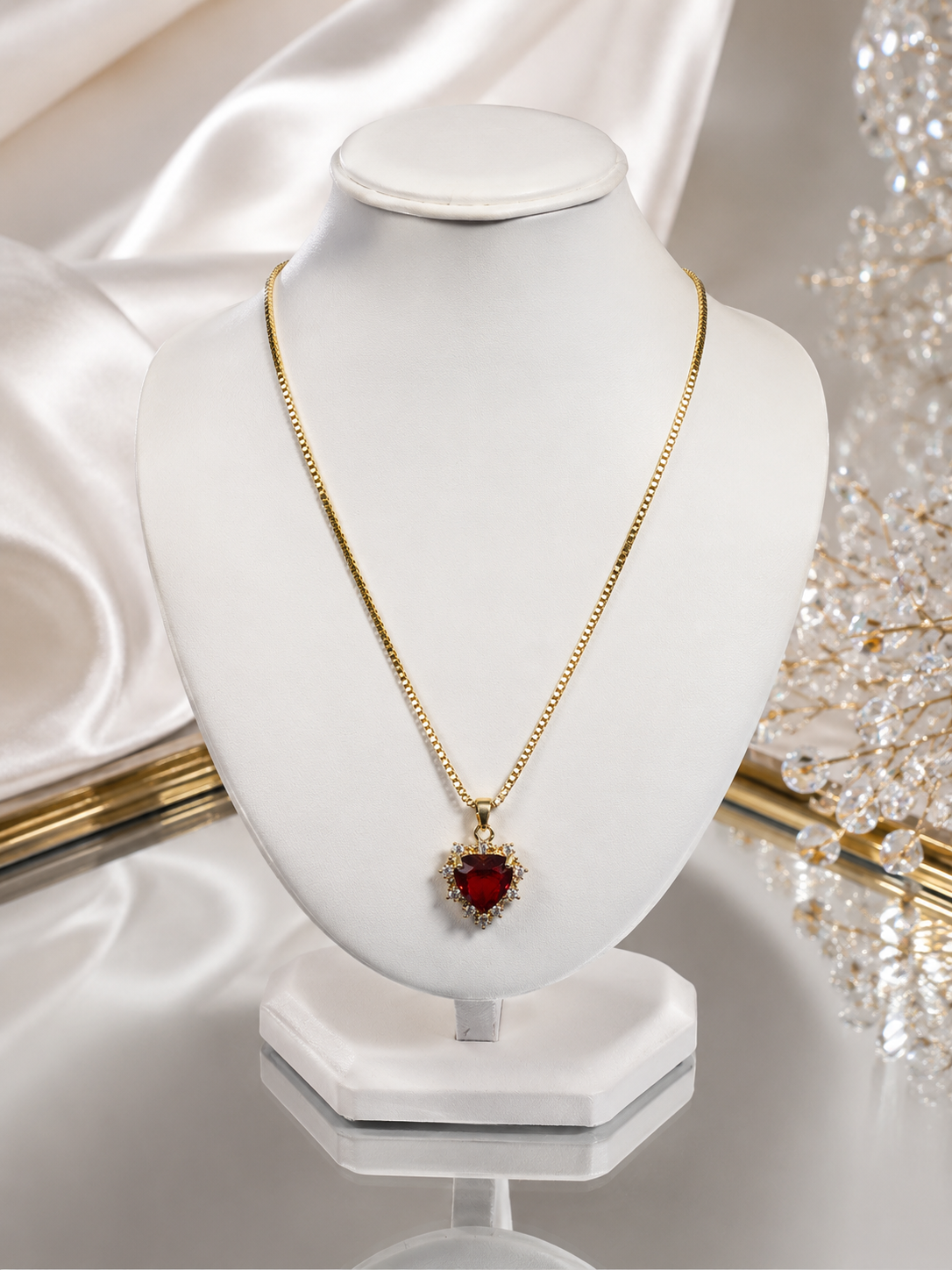 Cadena Corazón Rubí