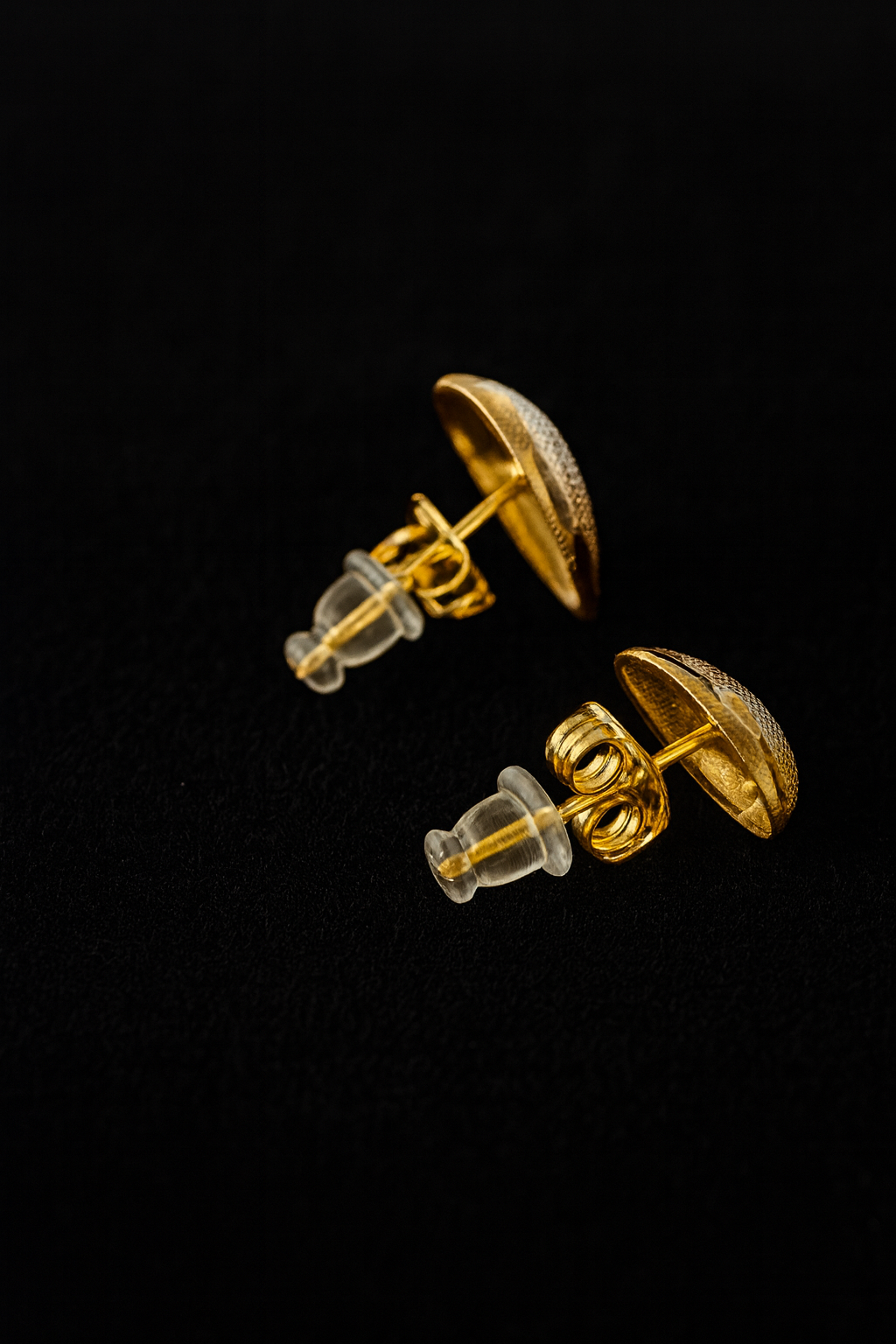 Aretes Lágrima Tricolor en Oro Laminado