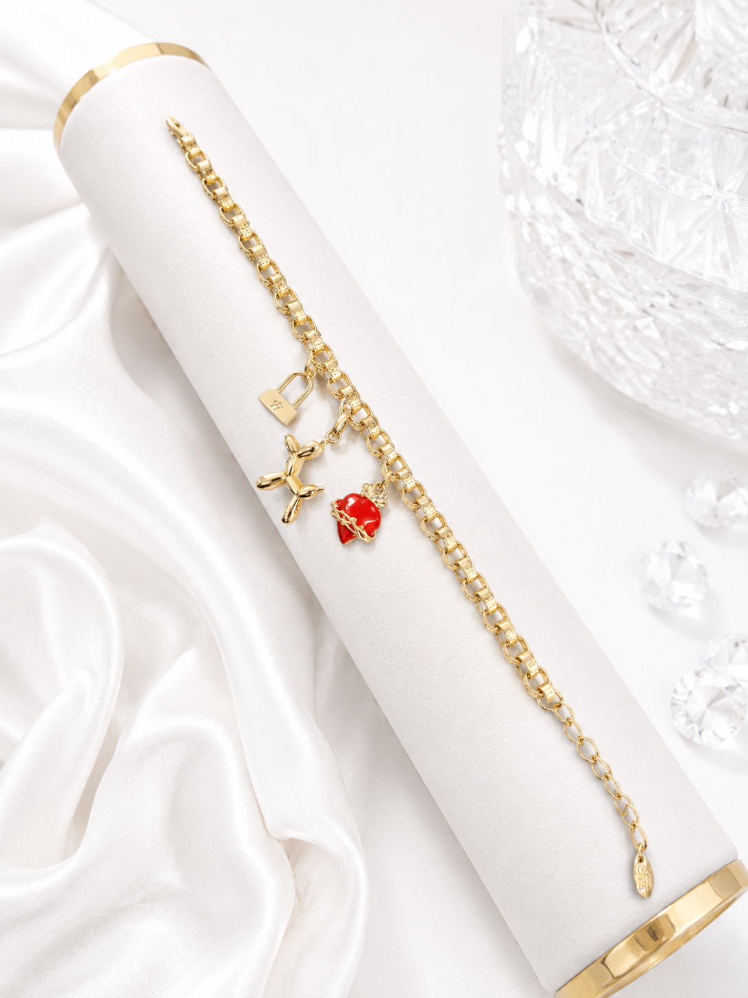 Manilla Charms Luxury