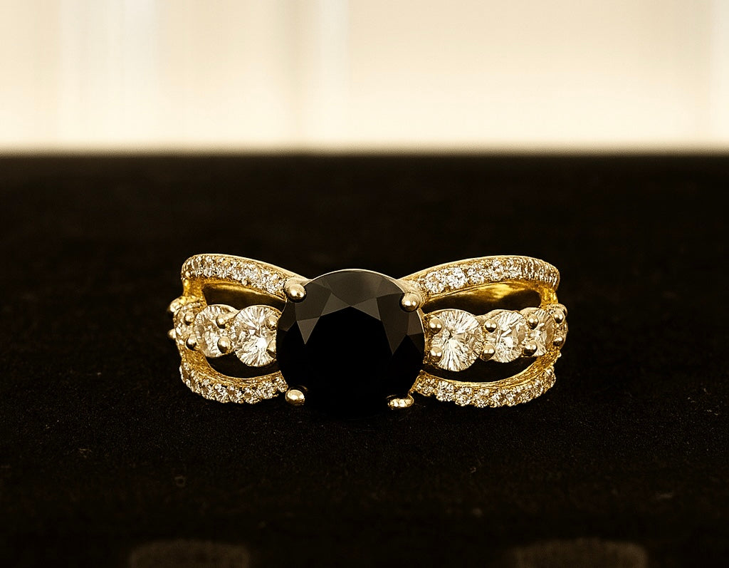 Anillo Con Zirconia y Piedras de Color
