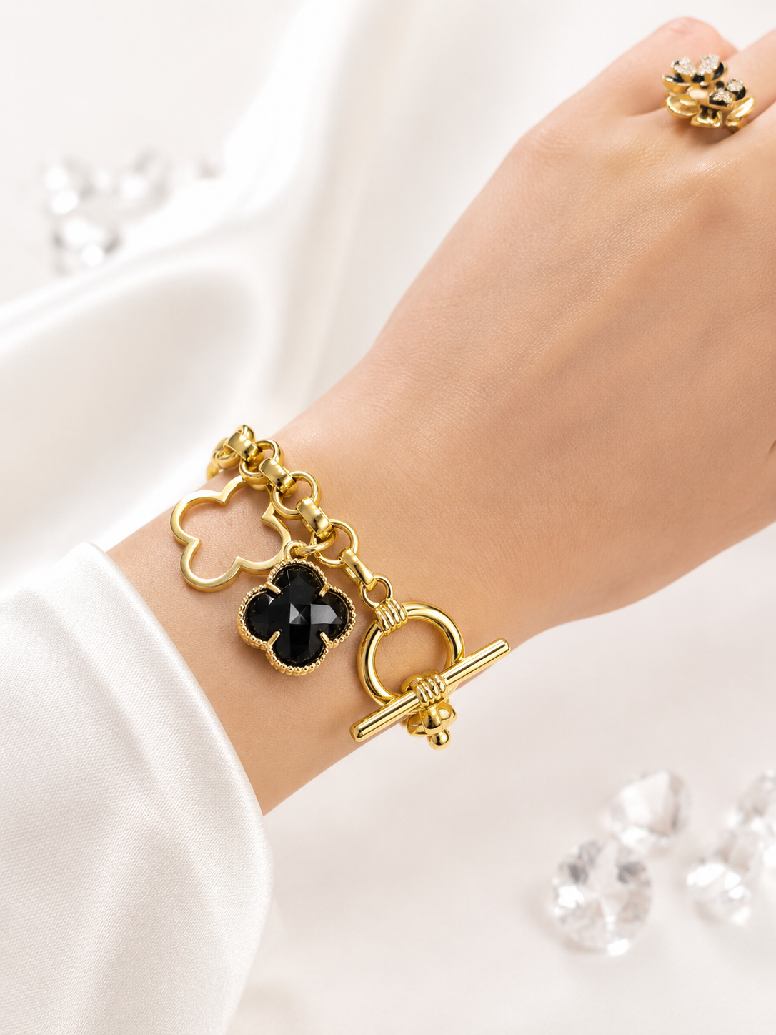 Manilla Clover Elegance Negra