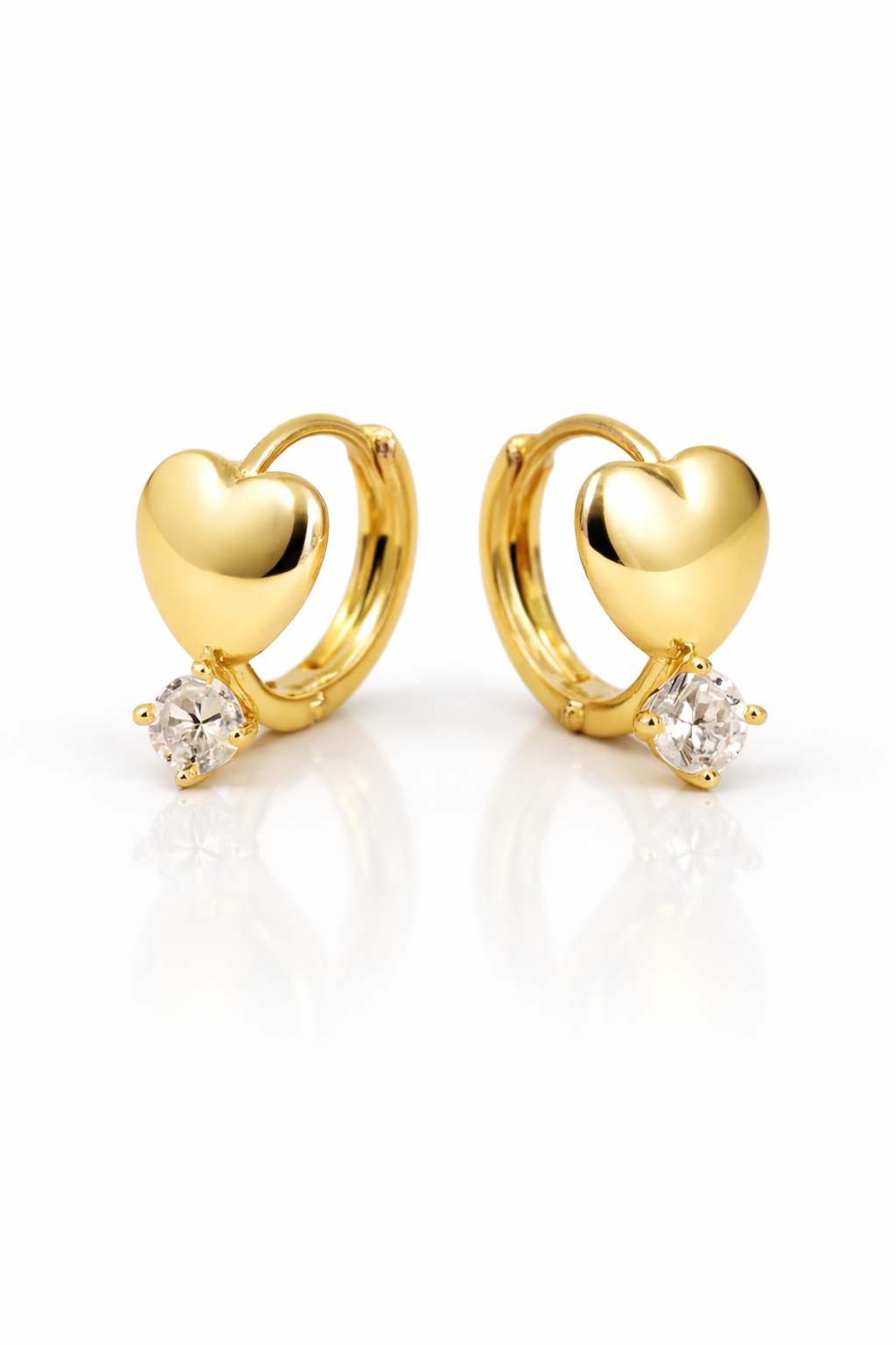 Aretes Corazón Dorado con Brillo