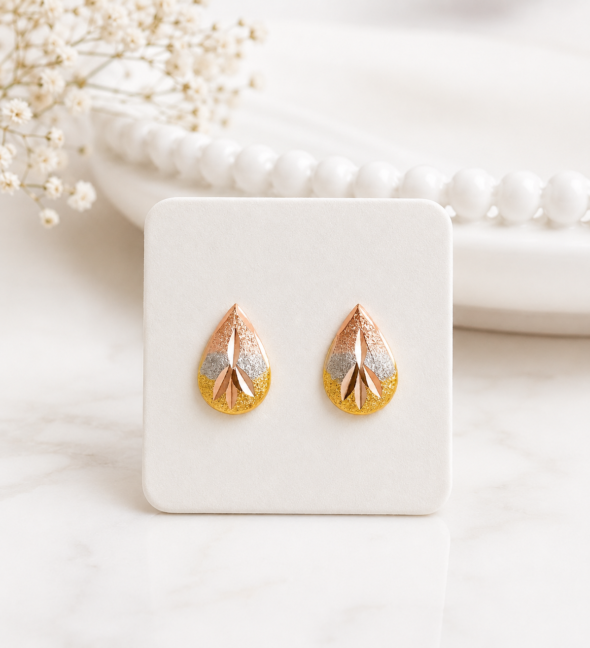 Aretes Lágrima Tricolor en Oro Laminado