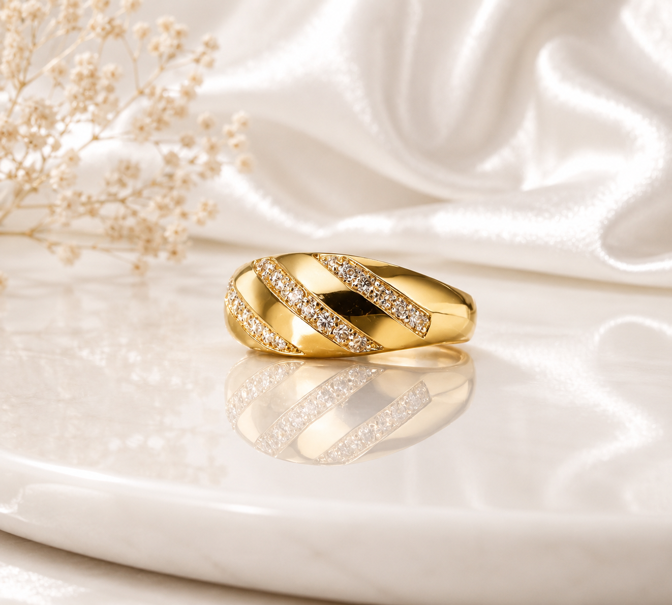 Anillo Clásico Brillo entre Hilos