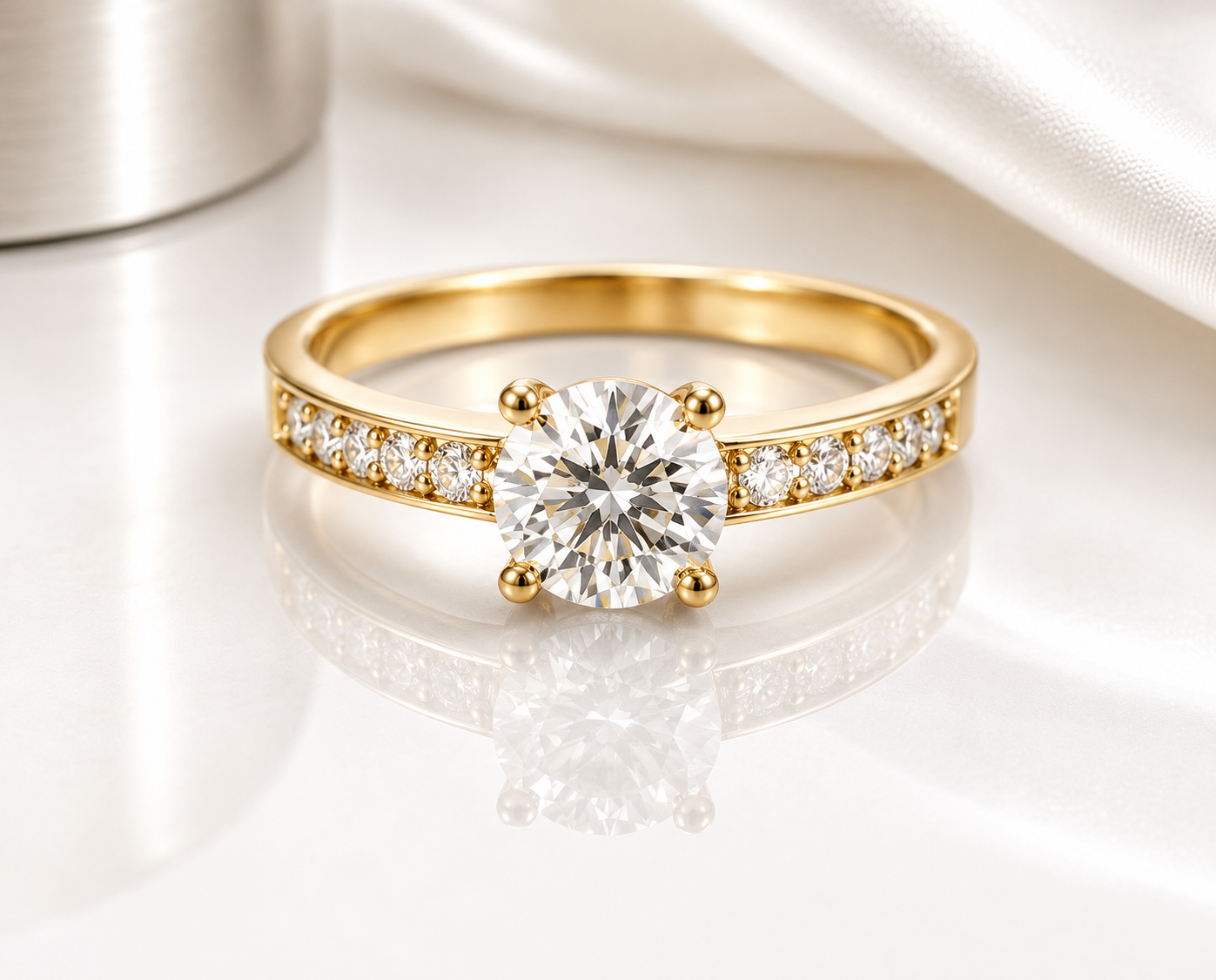Anillo Elegancia Real