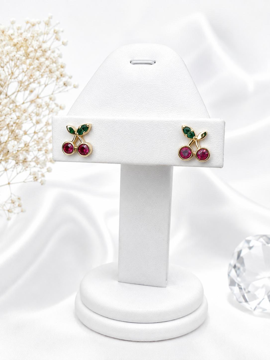 Set de  3 Pares de aretes por $25